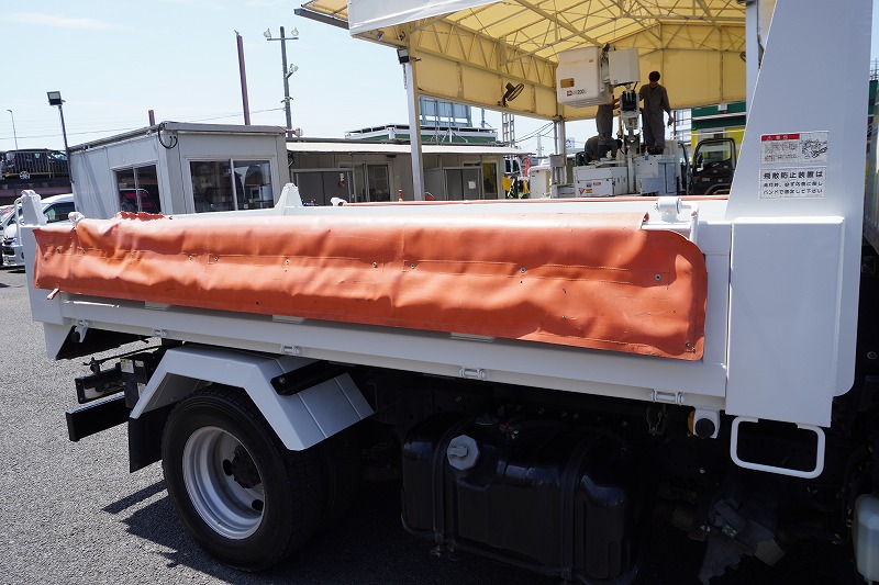 エルフ　「標準幅」　強化　ローダーダンプ　新明和製　三方開　積載３０００ｋｇ　手動コボレーン　ダンプピン　ＥＴＣ　左電格ミラー　坂道発進補助　６速ＭＴ！25