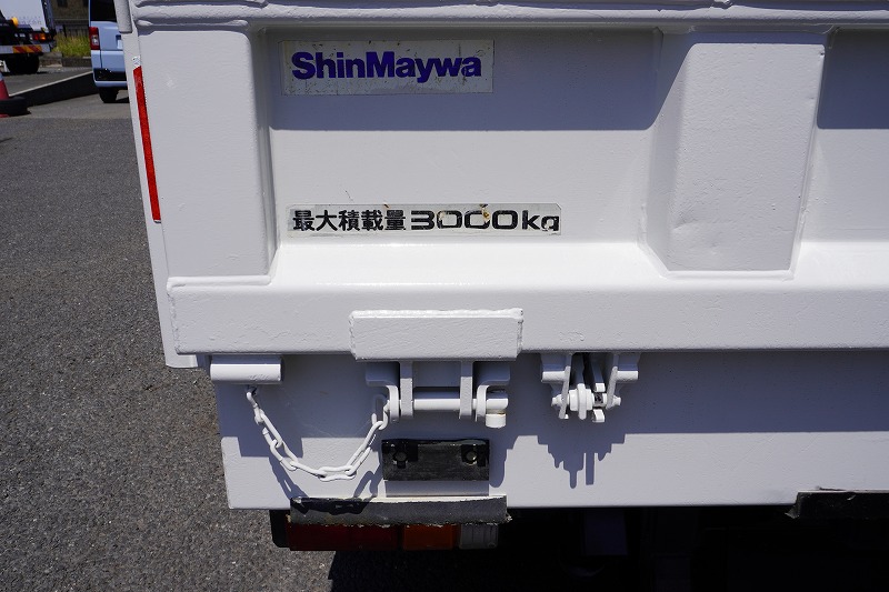 エルフ　「標準幅」　強化　ローダーダンプ　新明和製　三方開　積載３０００ｋｇ　手動コボレーン　ダンプピン　ＥＴＣ　左電格ミラー　坂道発進補助　キーレス　６速ＭＴ！24