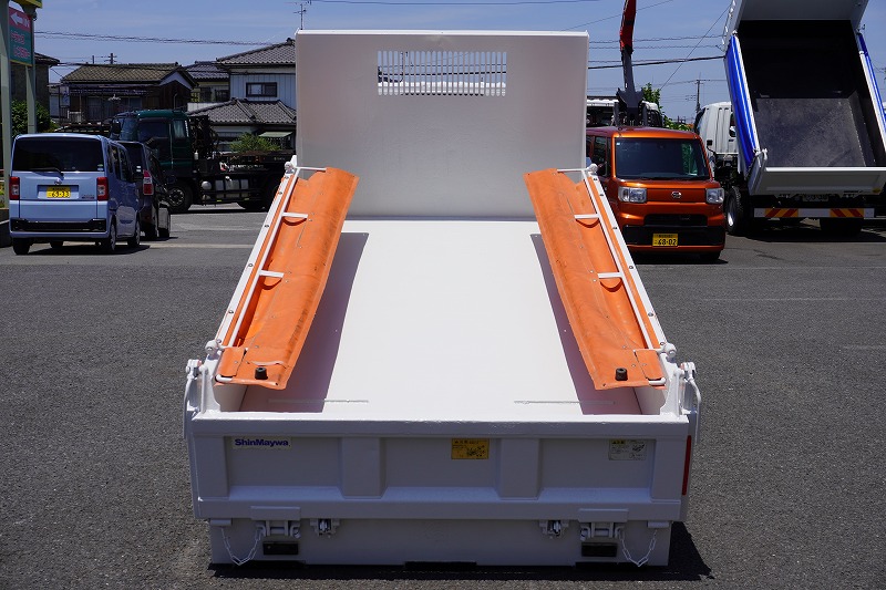 エルフ　「標準幅」　強化　ローダーダンプ　新明和製　三方開　積載３０００ｋｇ　手動コボレーン　ダンプピン　ＥＴＣ　６速ＭＴ！17
