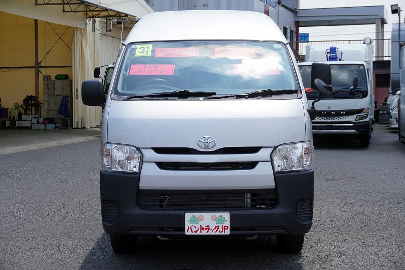 ハイエース　ロング　ＤＸ　５ドア　「ハイルーフ　４ＷＤ」　ディーゼル車　３人乗り　和光工業製パワーゲート　荷台板張り　荷室加工有り　ラッシング１段　セパレーターカーテン　社外ナビ　バックカメラ　ＥＴＣ　キーレス　小窓　ＡＴ車！0