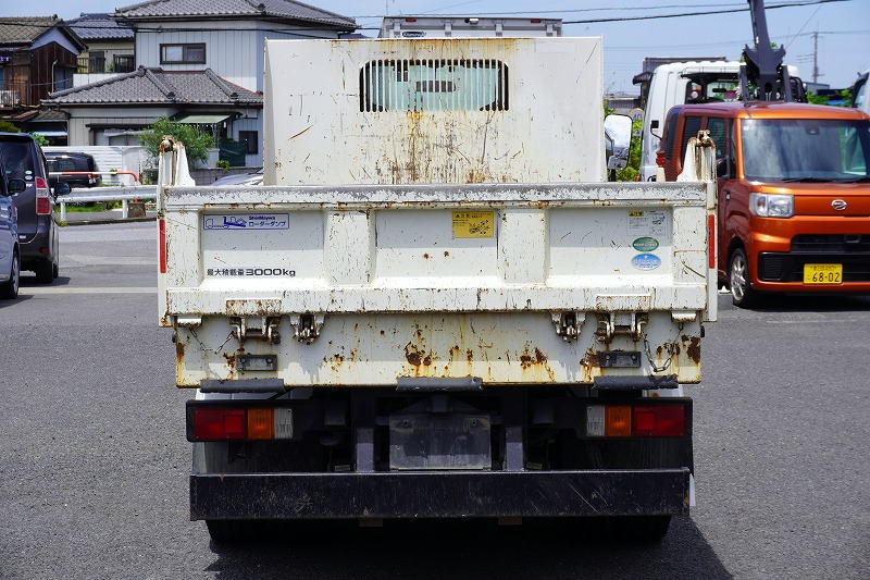 エルフ　「標準幅」　強化　ローダーダンプ　新明和製　三方開　積載３０００ｋｇ　スライド用ラジコン　ダンプピン　ＥＴＣ　坂道発進補助　キーレス　６速ＭＴ！2