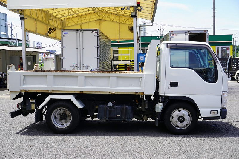 エルフ　「標準幅」　強化　ローダーダンプ　新明和製　三方開　積載３０００ｋｇ　スライド用ラジコン　ダンプピン　ＥＴＣ　坂道発進補助　キーレス　６速ＭＴ！3