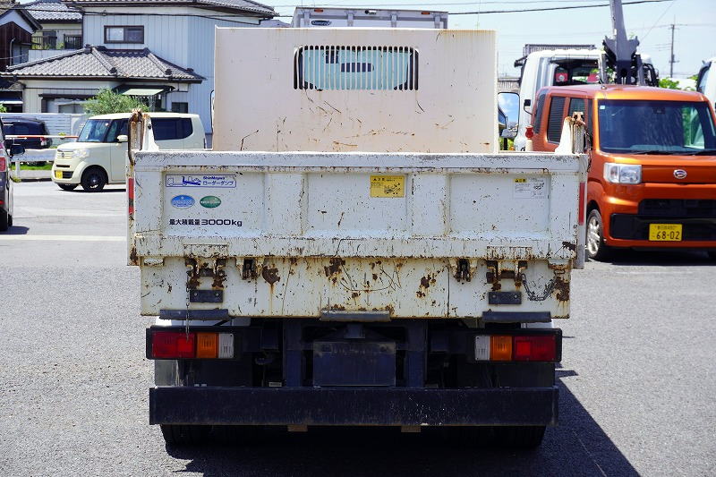 エルフ　「標準幅」　強化　ローダーダンプ　新明和製　三方開　積載３０００ｋｇ　スライド用ラジコン　ダンプピン　ＥＴＣ　坂道発進補助　キーレス　６速ＭＴ！2