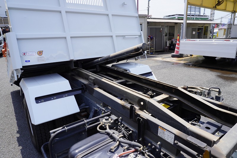エルフ　「ワイド」　強化　ローダーダンプ　新明和製　三方開　積載３７５０ｋｇ　手動コボレーン　左電格ミラー　ＥＴＣ　ダンプピン　ＡＴ車！23