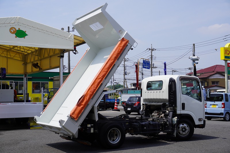 エルフ　「ワイド」　強化　ローダーダンプ　新明和製　三方開　積載３７５０ｋｇ　手動コボレーン　左電格ミラー　ＥＴＣ　ダンプピン　ＡＴ車！30