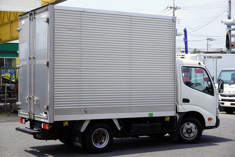 ダイナ　１０尺　アルミバン　積載２０００ｋｇ　サイドドア　ラッシング２段　床フック３対　９０度ストッパー　バックカメラ　ＥＴＣ　左電格ミラー　トヨタ車体製　ＡＴ車！6