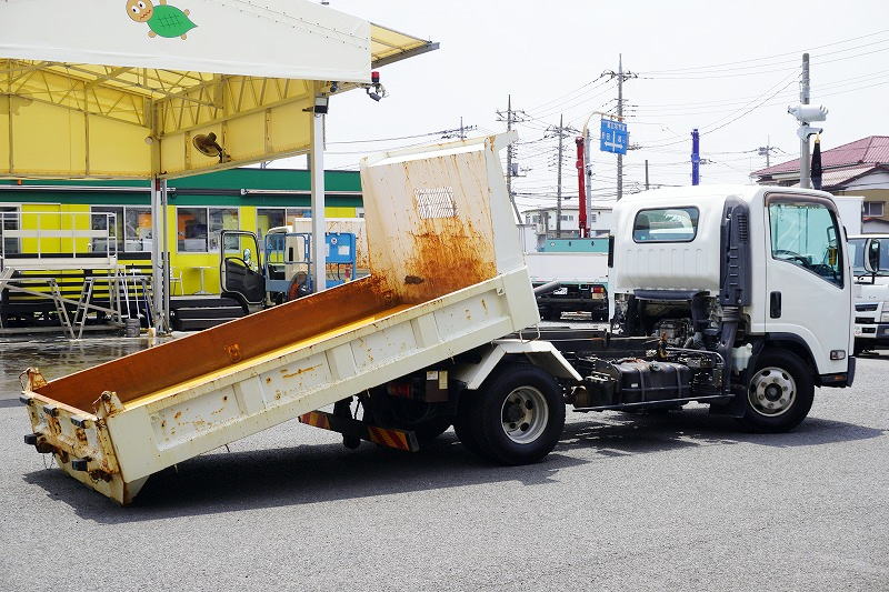 エルフ　「ワイド」　強化　ローダーダンプ　新明和製　一方開　積載３８００ｋｇ　スライド用ラジコン　ＥＴＣ　ダンプピン　ＡＴ車！フロント画像