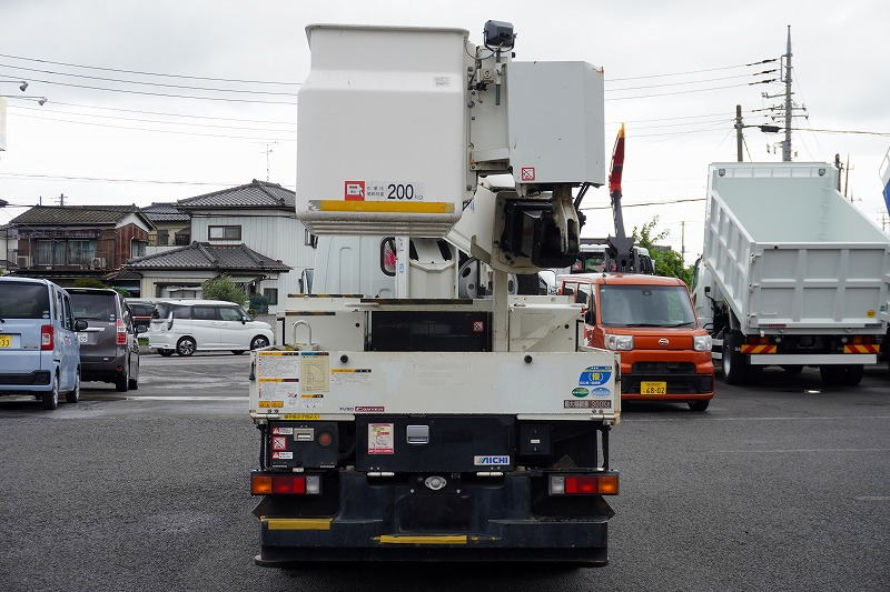 キャンター　高所作業車　アイチ製（ＳＢ１０Ａ）　最大地上高９．７ｍ　ＦＲＰバケット　バケット積載荷重２００ｋｇ　積載３００ｋｇ　工具入れ　ジョイスティックタイプ　アワーメーター：２１３５ｈ　左電格ミラー　社外ナビ　バックカメラ　フォグランプ　通信工事仕様！ＡＴ車！2