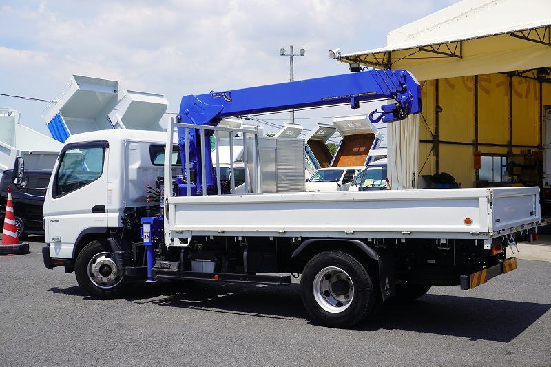 キャンター　「ワイドロング」　４段クレーン　積載３８５０ｋｇ　タダノ製　ラジコン　フックイン　２．９３ｔ吊　スタンション穴　落とし込みフック　ＥＴＣ２．０　左電格ミラー　ＬＥＤヘッドライト＆フォグランプ　スマートキー　衝突軽減ブレーキ　車線逸脱警報　５速ＭＴ！5