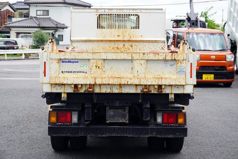 エルフ　強化　三転ダンプ　新明和製　積載２０００ｋｇ　三方開　手動コボレーン　リアダンプピン　鳥居アングル補強　左電格ミラー　坂道発進補助　ＥＴＣ　６速ＭＴ！2