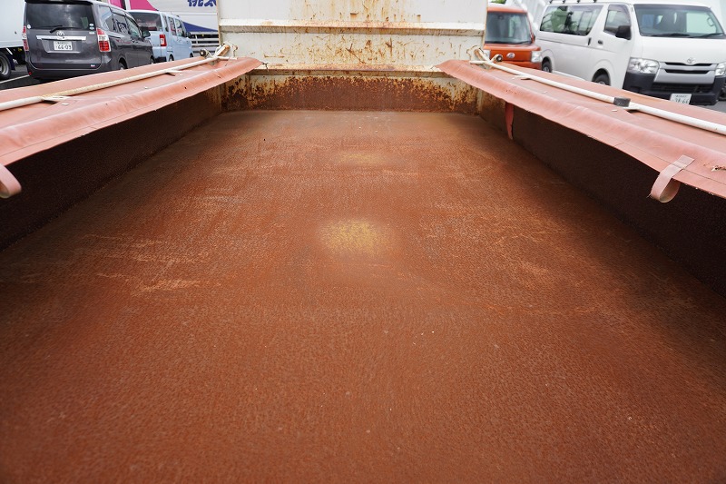 エルフ　強化　三転ダンプ　新明和製　積載２０００ｋｇ　三方開　手動コボレーン　リアダンプピン　鳥居アングル補強　左電格ミラー　坂道発進補助　ＥＴＣ　６速ＭＴ！16