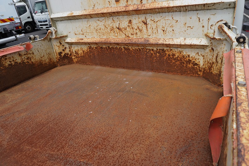 エルフ　強化　三転ダンプ　新明和製　積載２０００ｋｇ　三方開　手動コボレーン　リアダンプピン　鳥居アングル補強　左電格ミラー　坂道発進補助　ＥＴＣ　６速ＭＴ！21