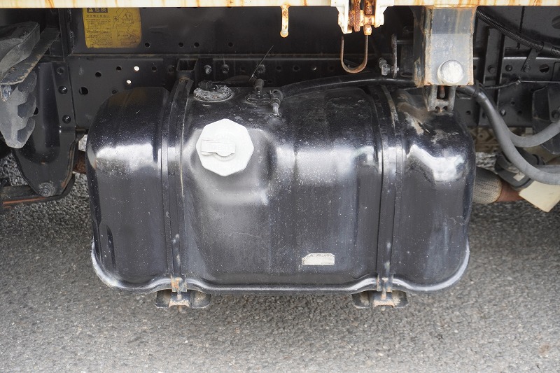 エルフ　強化　三転ダンプ　新明和製　積載２０００ｋｇ　三方開　手動コボレーン　リアダンプピン　鳥居アングル補強　左電格ミラー　坂道発進補助　ＥＴＣ　６速ＭＴ！23