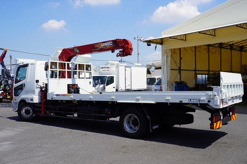 ファイター　増トン　「標準幅　ベッド付」　４段クレーン　セーフティローダー　ウインチ付き　積載６５００ｋｇ　古河ユニック製　２．９３ｔ吊　ラジコン　フックイン　差し違いアウトリガー　５．８ｍ長　リア油圧ゲート　荷台シマ板張り　スタンション穴　床フック　ＥＴＣ　メッキパーツ　６速ＭＴ！車検「Ｒ７年１０月まで！」5