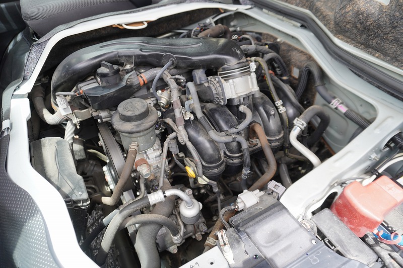 ハイエース　ワイド　スーパーロング　ＤＸ　４ドア　「ハイルーフ」　ガソリン車　３～６人乗り　和光工業製パワーゲート　荷台板張り　ラッシング１段　荷室加工有り　小窓　社外ナビ　バックカメラ　ＥＴＣ　低走行！ＡＴ車！12