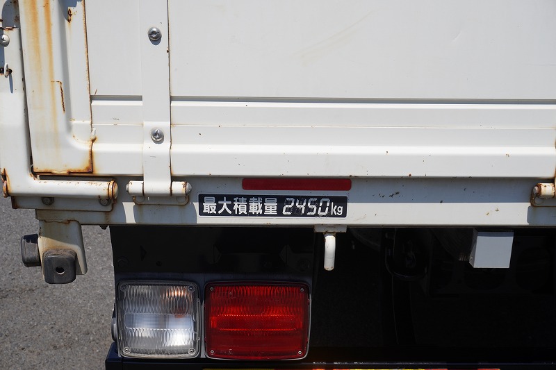 レンジャー　４トン　「標準幅　ベッドレス」　４段クレーン　積載２４５０ｋｇ　古河ユニック製　５．４ｍ長　ラジコン　フックイン　２．９３ｔ吊　セイコーラック　ロープ穴３対　ＥＴＣ　衝突軽減ブレーキ　車線逸脱警報　低走行！ＡＴ車！16