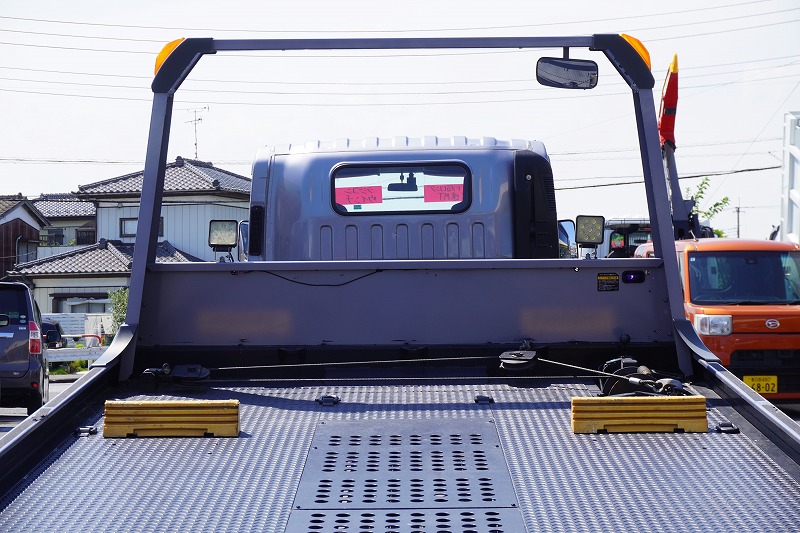エルフ　「カスタム　ワイド超ロング」　セーフティーローダー　車載専用　古河ユニック製　積載３０００ｋｇ　ラジコン　ウインチ　床フック　一方開　両側電格ミラー　坂道発進補助　ＨＩＤヘッドライト　フォグランプ　社外ナビ　フルセグＴＶ　ＥＴＣ　ステンレス工具箱　メッキパーツ　６速ＭＴ！美車！　車検「Ｒ８年３月まで！」18