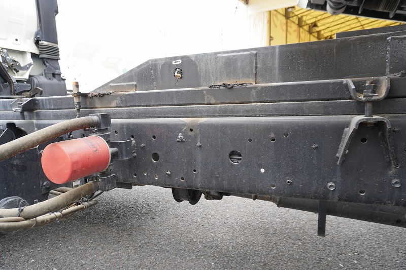 デュトロ　「ワイド超ロング」　セーフティーローダー　一般用　古河ユニック製　積載３７５０ｋｇ　ウインチ　ラジコン　油圧リアゲート　三方開　床フック　バックカメラ　左電格ミラー　坂道発進補助　フォグランプ　ワンオーナー！６速ＭＴ！低走行！13