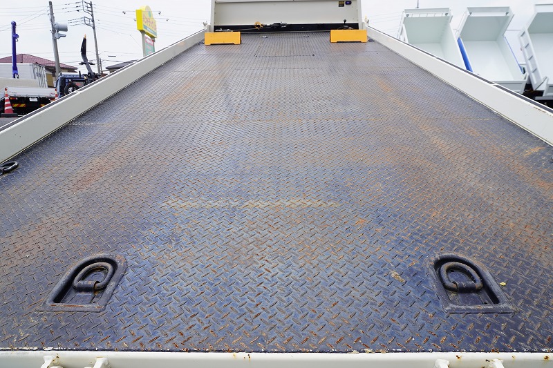 デュトロ　「ワイド超ロング」　セーフティーローダー　一般用　古河ユニック製　積載３７５０ｋｇ　ウインチ　ラジコン　油圧リアゲート　三方開　床フック　バックカメラ　左電格ミラー　坂道発進補助　フォグランプ　ワンオーナー！６速ＭＴ！低走行！20