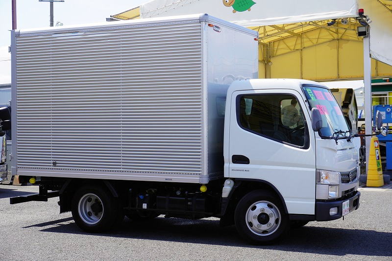 アトラス　１０尺　アルミバン　積載２０００ｋｇ　サイドドア　ラッシング２段　壁面フック１対　左電格ミラー　バックカメラ　社外ナビ　ＥＴＣ　フォグランプ　衝突軽減ブレーキ　車線逸脱警報　北村製　ＡＴ車！4