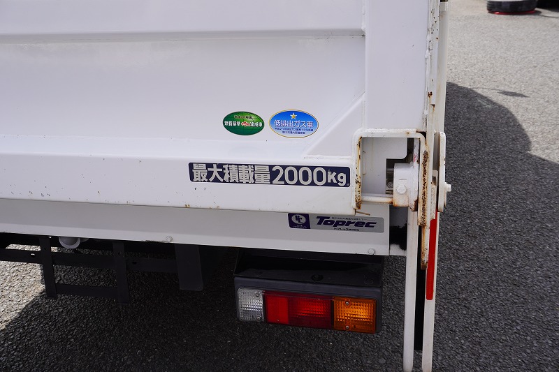 キャンター　１０尺　パネルバン　積載２０００ｋｇ　リア観音扉　垂直パワーゲート　ラッシング１段　荷台ステンレス張り　バックカメラ　社外ナビ　ＥＴＣ　左電格ミラー　車線逸脱警報　フォグランプ　５速ＭＴ！準中型（５トン限定）免許対応！！27