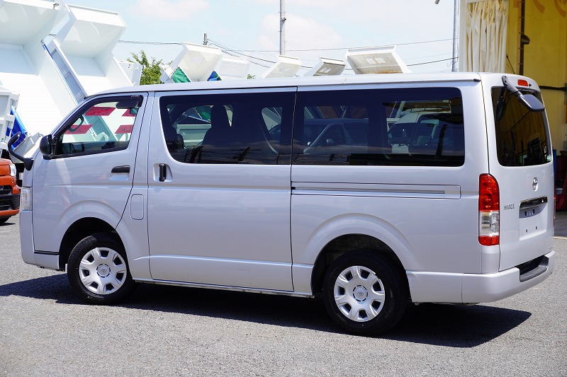 ハイエース　ロング　ＤＸ　ＧＬパッケージ　「ジャストロー」　５ドア　ディーゼル車　３～６人乗り　電格ミラー　ワンオーナー！ＡＴ車！　車検「Ｒ７年１２月まで！」5