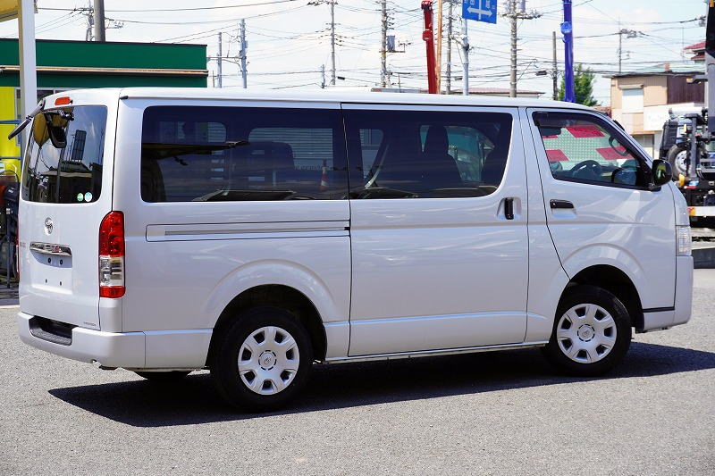ハイエース　ロング　ＤＸ　ＧＬパッケージ　「ジャストロー」　５ドア　ディーゼル車　３～６人乗り　電格ミラー　ワンオーナー！ＡＴ車！　車検「Ｒ７年１２月まで！」6