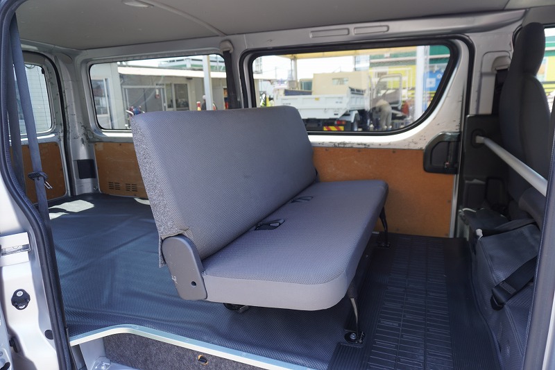 ハイエース　ロング　ＤＸ　ＧＬパッケージ　「ジャストロー」　５ドア　ディーゼル車　３～６人乗り　電格ミラー　ワンオーナー！ＡＴ車！　車検「Ｒ７年１２月まで！」20