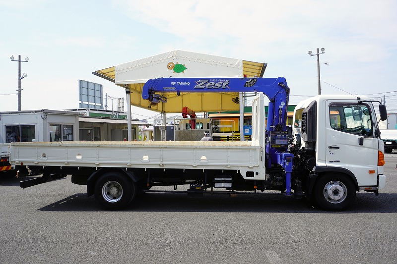 レンジャー　４トン　「標準幅　ベッドレス」　４段クレーン　積載２６５０ｋｇ　タダノ製　５．４ｍ長　ラジコン　フックイン　２．９３ｔ吊　ロープ穴４対　床フック４対　ＥＴＣ　ＡＴ車！3