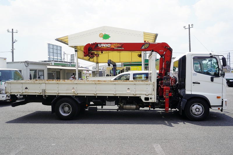 レンジャー　４トン　「標準幅　ベッドレス」　４段クレーン　積載２４５０ｋｇ　古河ユニック製　５．４ｍ長　ラジコン　フックイン　２．９３ｔ吊　セイコーラック　ロープ穴３対　ＥＴＣ　衝突軽減ブレーキ　車線逸脱警報　ＡＴ車！3