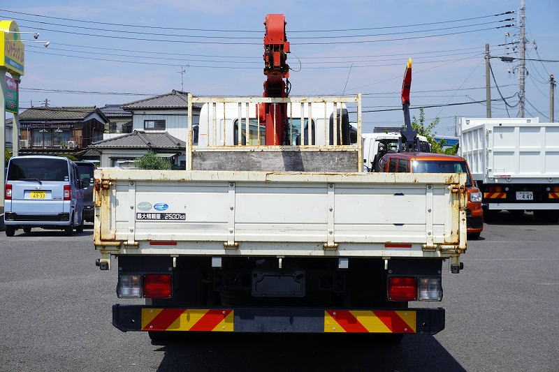 レンジャー　４トン　「標準幅　ベッドレス」　４段クレーン　積載２５００ｋｇ　古河ユニック製　５．４ｍ長　ラジコン　フックイン　２．９３ｔ吊　セイコーラック　ロープ穴３対　坂道発進補助　メッキホイールライナー　ＥＴＣ　衝突軽減ブレーキ　車線逸脱警報　６速ＭＴ！2