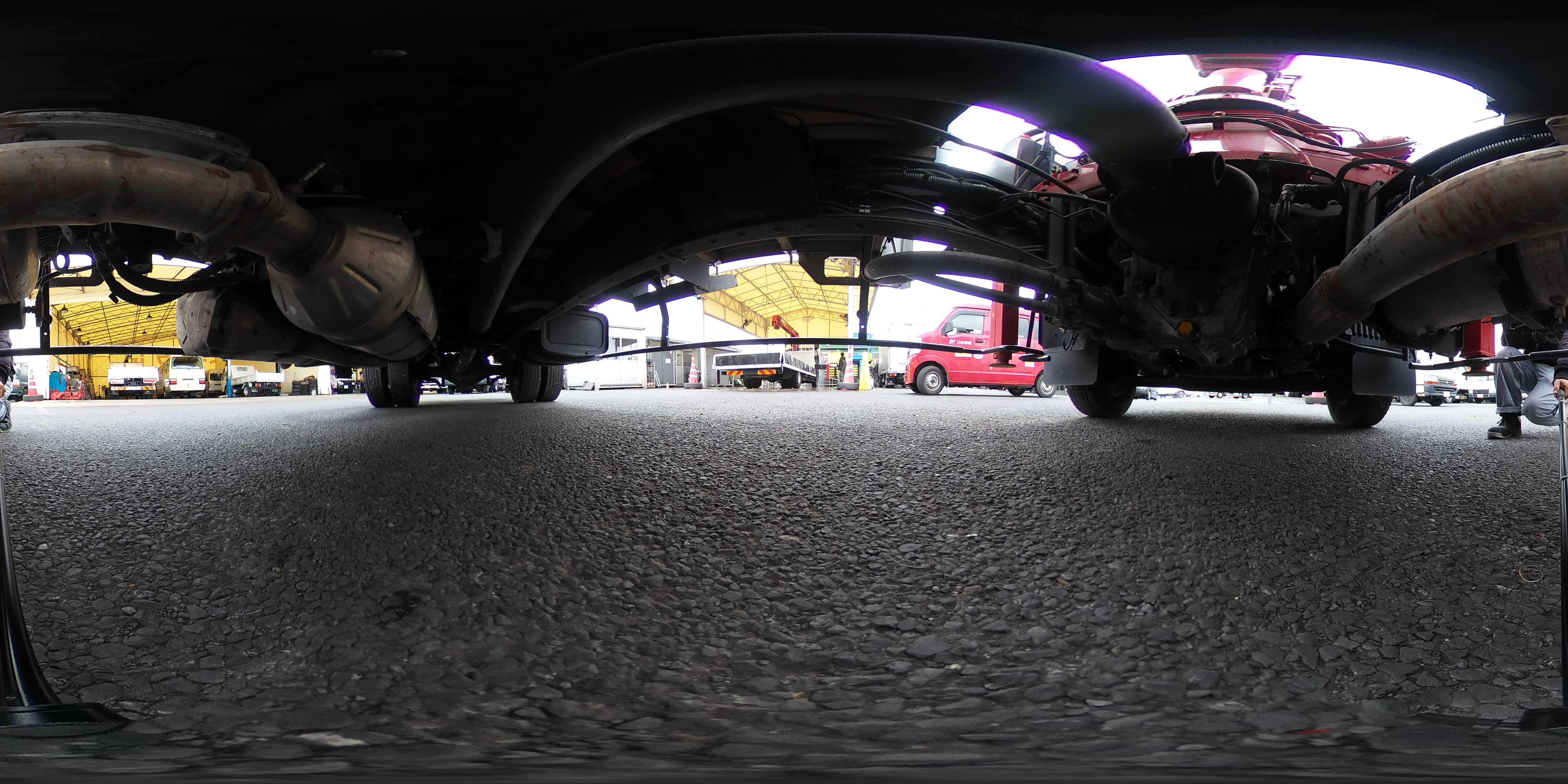 レンジャー　４トン　「標準幅　ベッドレス」　４段クレーン　積載２５００ｋｇ　古河ユニック製　５．４ｍ長　ラジコン　フックイン　２．９３ｔ吊　セイコーラック　ロープ穴３対　坂道発進補助　メッキホイールライナー　ＥＴＣ　衝突軽減ブレーキ　車線逸脱警報　６速ＭＴ！1