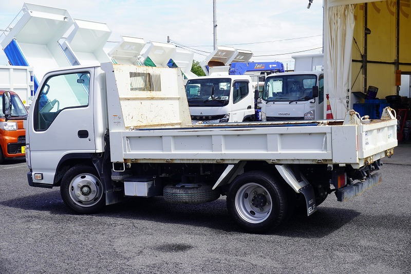 エルフ　強化ダンプ　新明和製　積載２０００ｋｇ　三方開　手動コボレーン　鳥居アングル補強　ダンプピン　ＥＴＣ　坂道発進補助　フルフラットロー　５速ＭＴ！5