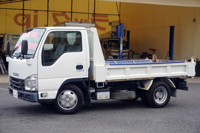 エルフ　強化ダンプ　極東製　積載２０００ｋｇ　三方開　手動コボレーン　鳥居アングル補強　ダンプピン　ＥＴＣ　フルフラットロー　ＡＴ車！