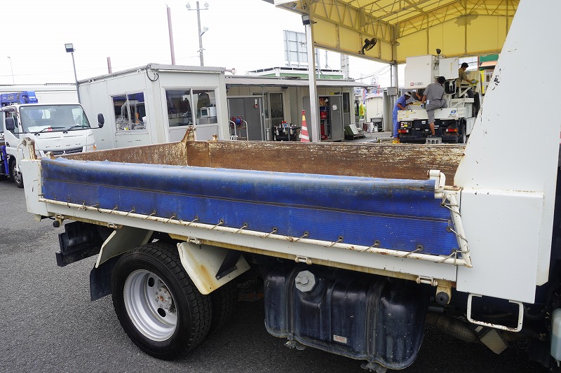 エルフ　強化ダンプ　極東製　積載２０００ｋｇ　三方開　手動コボレーン　鳥居アングル補強　ダンプピン　ＥＴＣ　フルフラットロー　ＡＴ車！19