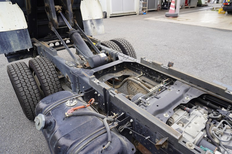 エルフ　強化ダンプ　極東製　積載２０００ｋｇ　三方開　手動コボレーン　鳥居アングル補強　ダンプピン　ＥＴＣ　フルフラットロー　ＡＴ車！35