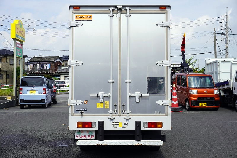 デュトロ　１０尺　アルミバン　積載２９５０ｋｇ　両側サイドドア　ラッシング２段　ジョルダー２列　バックカメラ　社外ナビ　ＥＴＣ　左電格ミラー　フォグランプ　トランテックス製　ＡＴ車！　車検「Ｒ７年１０月まで！」2