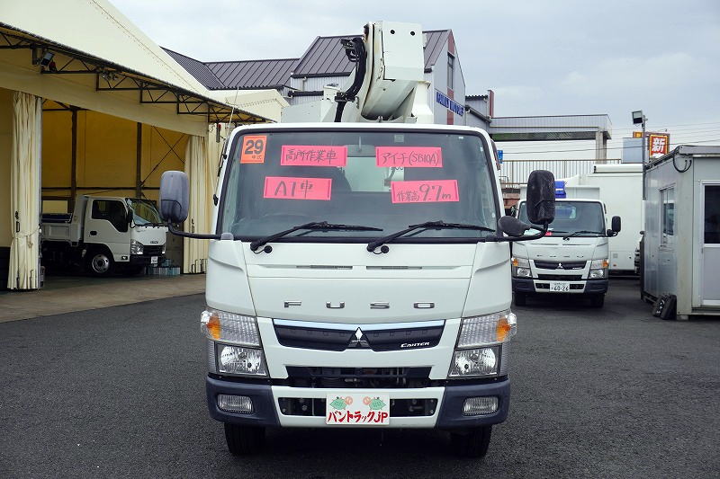 キャンター　高所作業車　アイチ製（ＳＢ１０Ａ）　最大地上高９．７ｍ　ＦＲＰバケット　バケット積載荷重２００ｋｇ　積載３００ｋｇ　工具入れ　ジョイスティックタイプ　アワーメーター：７６５１ｈ　左電格ミラー　バックカメラ　フォグランプ　通信工事仕様！ＡＴ車！0