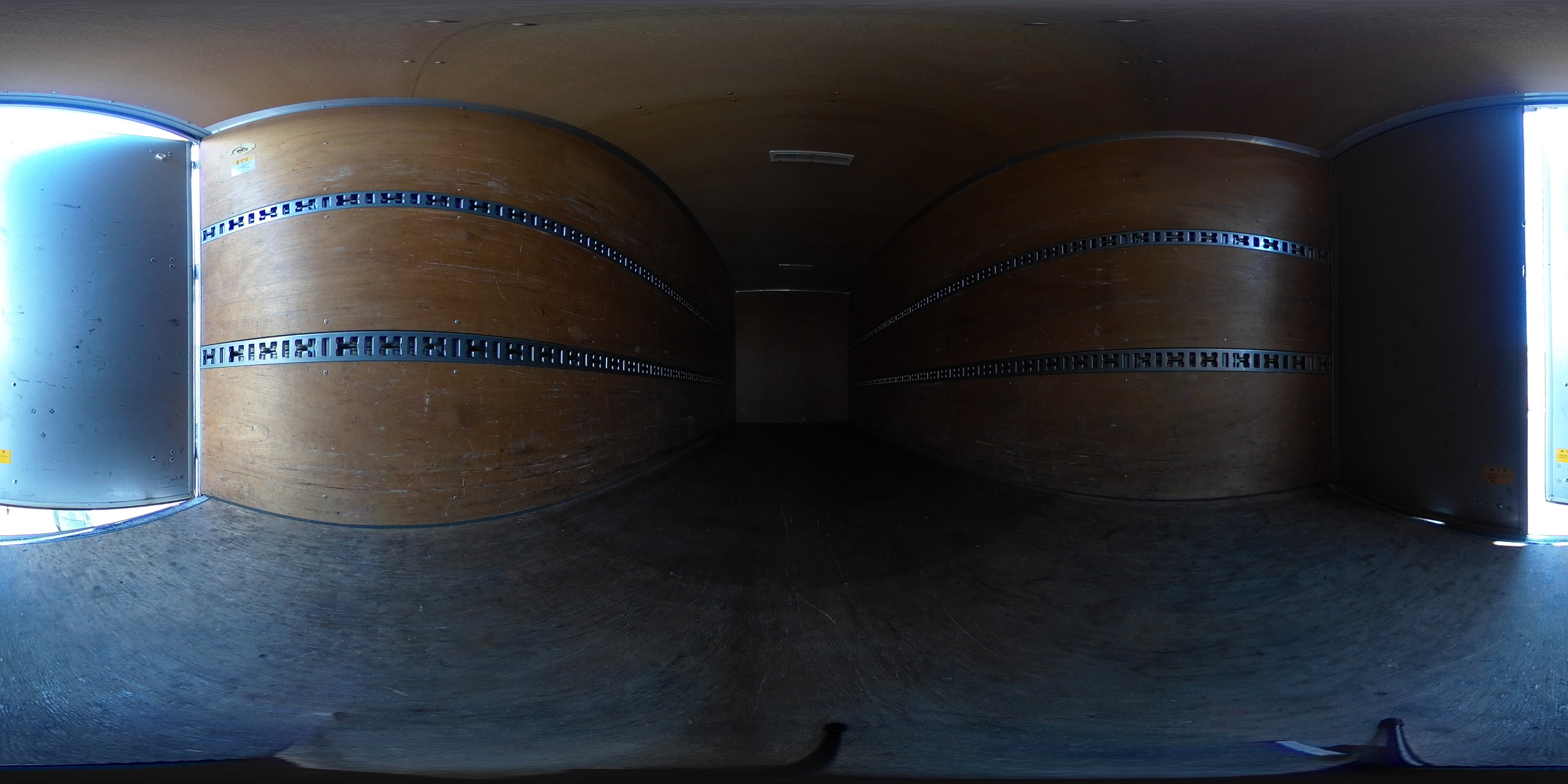 デュトロ　「標準幅　ロング」　アルミバン　積載１９００ｋｇ　ラッシング２段　左電格ミラー　バックカメラ　社外ナビ　ＥＴＣ　導風板　フォグランプ　パブコ製　ＡＴ車！1