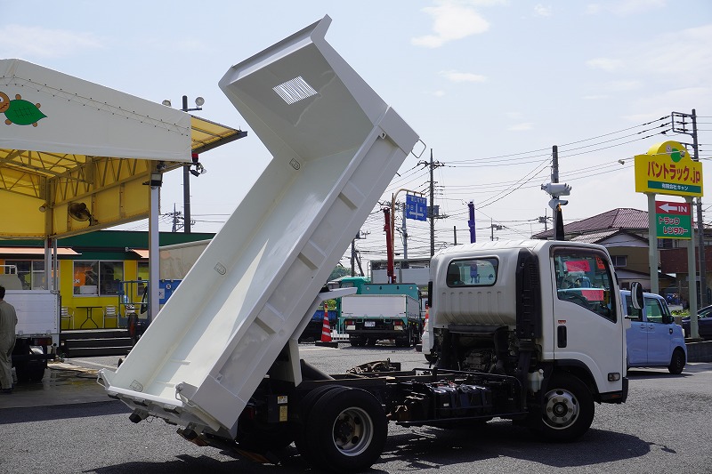 エルフ　「ワイド」　強化　ローダーダンプ　新明和製　一方開　積載３７５０ｋｇ　スライド用ラジコン　ＥＴＣ　ダンプピン　壁面フック３対　ＡＴ車！32