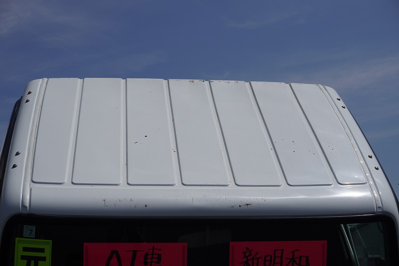 キャンター　強化ダンプ　新明和製　積載２０００ｋｇ　三方開　手動コボレーン　鳥居アングル補強　ダンプピン　ＥＴＣ　坂道発進補助　車線逸脱警報　フルフラットロー　ＡＴ車！13