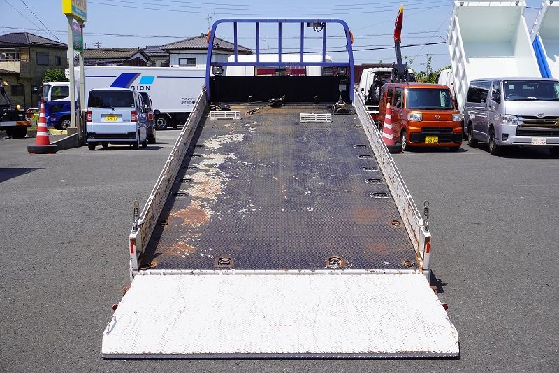 デュトロ　「ワイド超ロング」　セーフティーローダー　一般用　タダノ製　積載３５００ｋｇ　ウインチ　ラジコン　床フック１０対　三方開　フォグランプ　スマートキー　電動パーキングブレーキ　左電格ミラー　ＥＴＣ　ＡＴ車！16