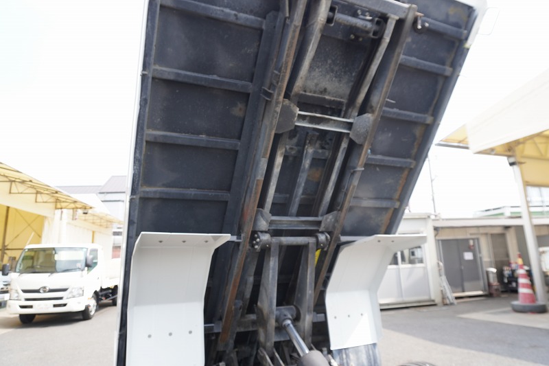エルフ　「ワイド」　強化　ローダーダンプ　新明和製　一方開　積載３７５０ｋｇ　スライド用ラジコン　ＥＴＣ　ダンプピン　壁面フック３対　ＡＴ車！24