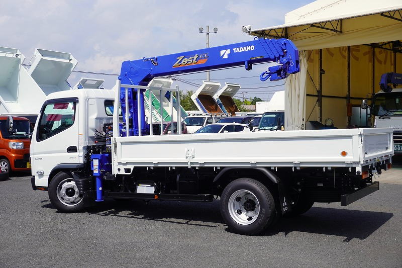 （未使用）　キャンター　「標準幅　ロング」　４段クレーン　積載３０００ｋｇ　タダノ製　ラジコン　フックイン　２．９３ｔ吊　セイコーラック　左電格ミラー　坂道発進補助　バックカメラ　ＥＴＣ　フォグランプ　スマートキー　衝突軽減ブレーキ　車線逸脱警報　５速ＭＴ！　車検「Ｒ９年５月まで！」5