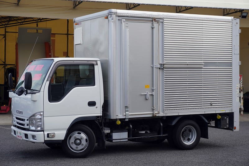 エルフ　１０尺　アルミバン　積載１９５０ｋｇ　サイドドア　垂直パワーゲート　リア観音扉　ラッシング２段　通気口　バックカメラ　ＥＴＣ　社外ナビ　フォグランプ　全低床　ＡＴ車！準中型（５トン限定）免許対応！7