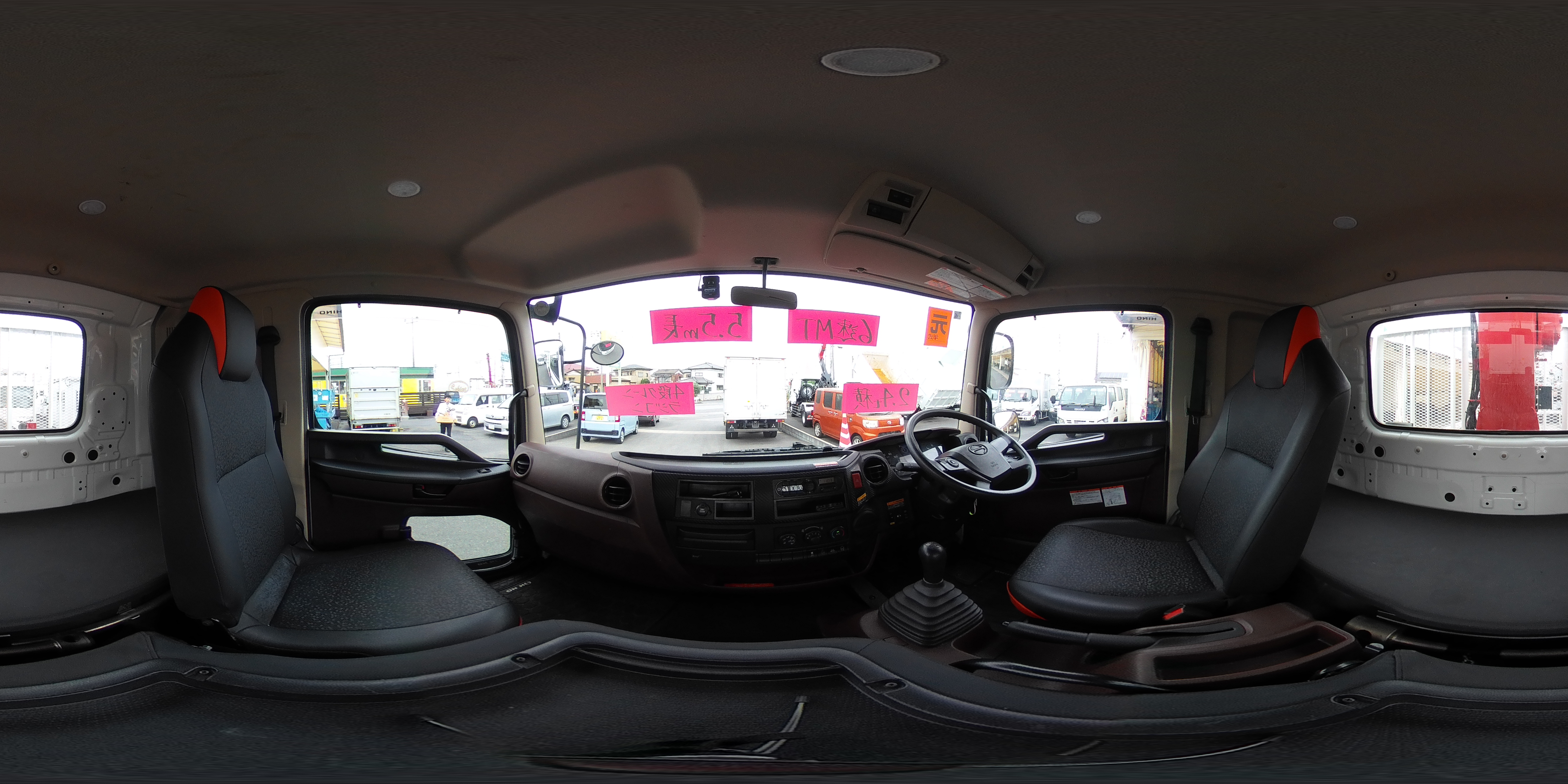 レンジャー　４トン　「標準幅　ベッド付き」　４段クレーン　積載２４００ｋｇ　古河ユニック製　ラジコン　フックイン　２．９３ｔ吊　５．５ｍ長　床フック４対　セイコーラック　鳥居金網張り＆下部鉄板張り　坂道発進補助　ＥＴＣ　６速ＭＴ！0