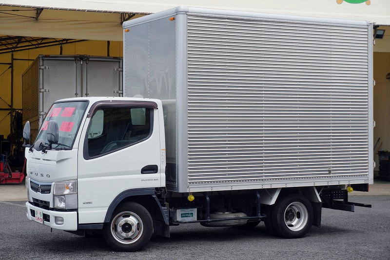キャンター　１０尺　アルミバン　積載１５００ｋｇ　高箱　内高２．３ｍ　ラッシング２段　バックカメラ　ＥＴＣ　フォグランプ　パブコ製　ワンオーナー！ＡＴ車！