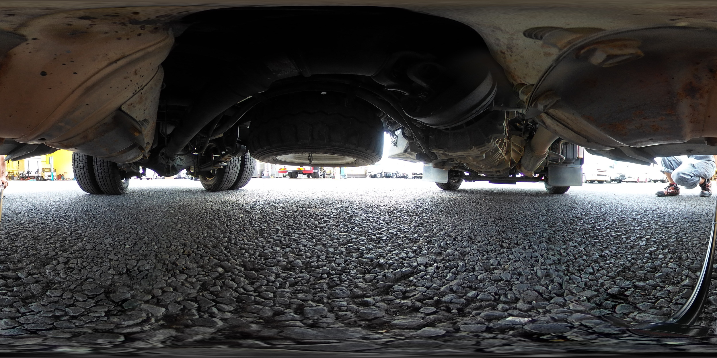 デュトロ　強化ダンプ　極東製　積載２０００ｋｇ　三方開　左電格ミラー　フォグランプ　フルフラットロー　５速ＭＴ！2