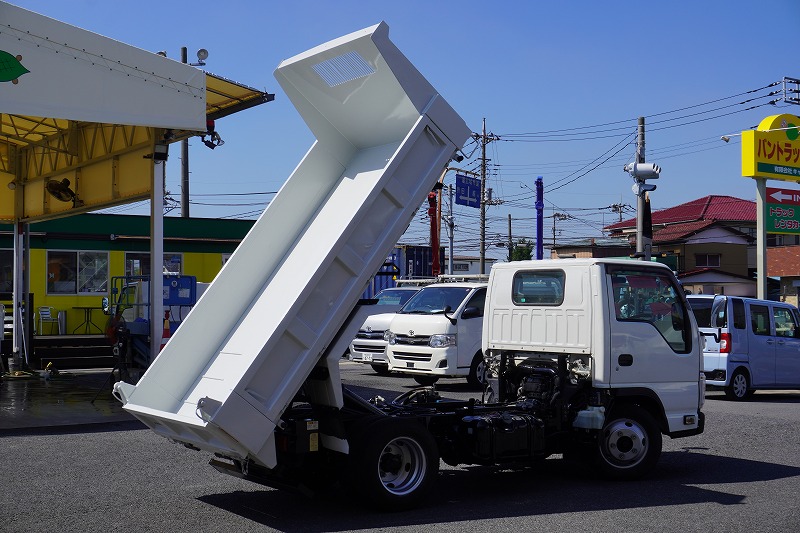 エルフ　「標準幅」　強化　ローダーダンプ　新明和製　三方開　積載３０００ｋｇ　スライド用ラジコン　ダンプピン　ＥＴＣ　坂道発進補助　キーレス　６速ＭＴ！25