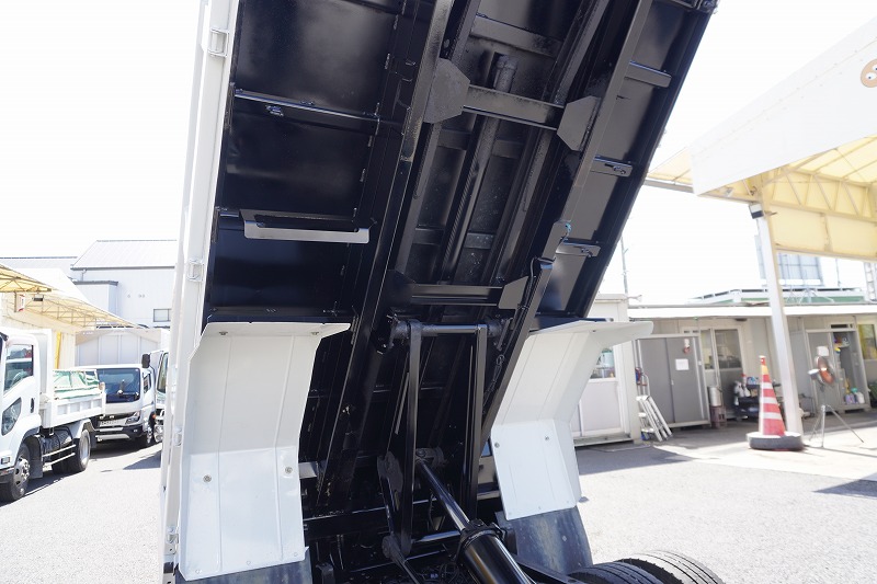 エルフ　「標準幅」　強化　ローダーダンプ　新明和製　三方開　積載３０００ｋｇ　スライド用ラジコン　ダンプピン　ＥＴＣ　坂道発進補助　キーレス　６速ＭＴ！27